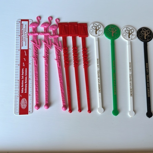 Vintage Las Vegas Hotel Swizzle Sticks - Picture 10 of 10